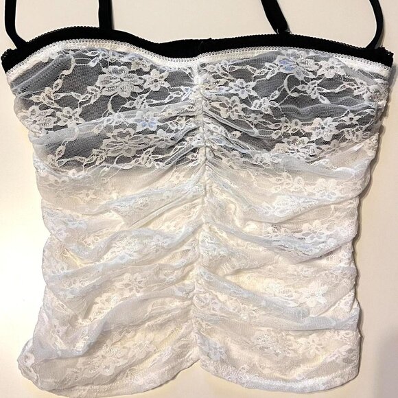 Edikted Sheer Lace Bra Top - Picture 4 of 4